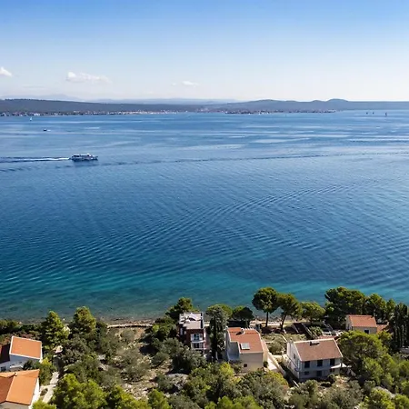 Vila Karmen Adriatica Kukljica