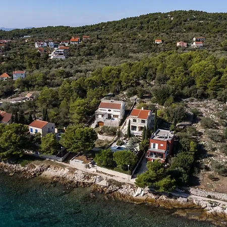 Karmen Adriatica Вилла