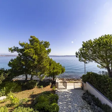 Karmen Adriatica Villa *